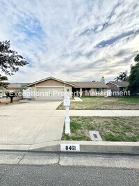Building Photo - Great 3 bed 2 bath single story home