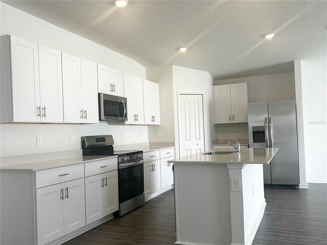 Building Photo - 1141 NW 48th Terrace
