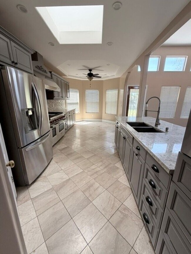 Building Photo - 5009 Glacier Canyon Ct