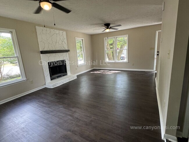Building Photo - 6556 Rhemish Dr