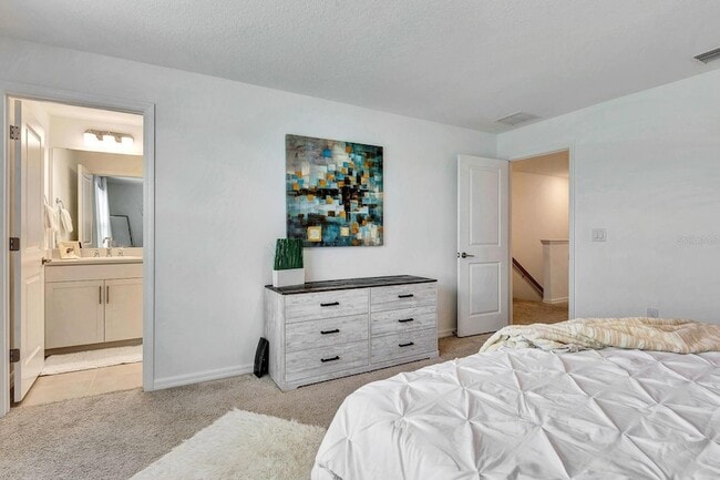 Building Photo - 5715 Archipelago St