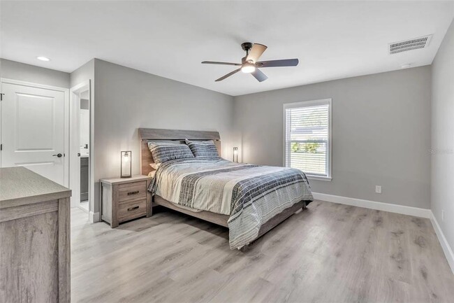 Building Photo - 6193 Cabal Ln