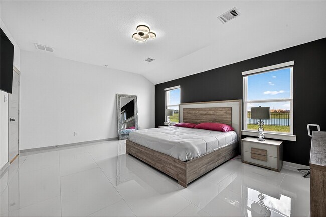 Building Photo - 31410 Hexan Hts Ln