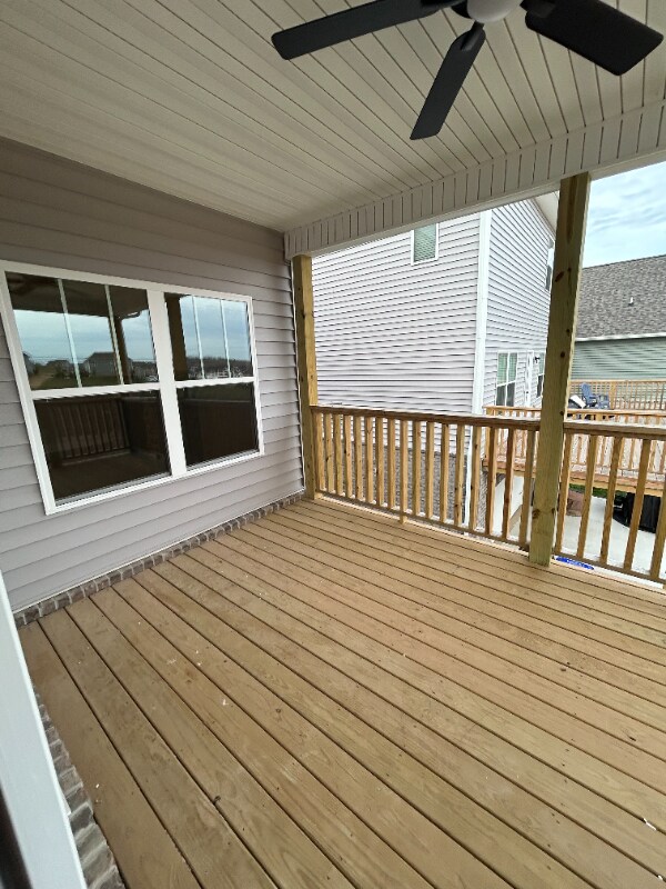 Building Photo - 122 Roseberry St