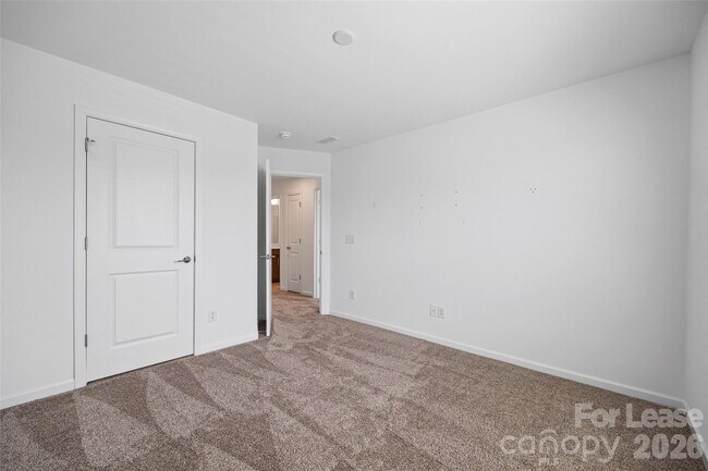 Building Photo - 16212 Leading St