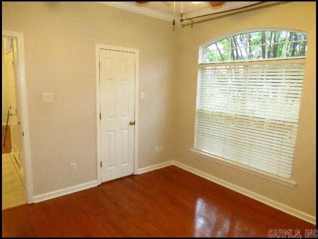 Building Photo - 11 Red Cedar Cove