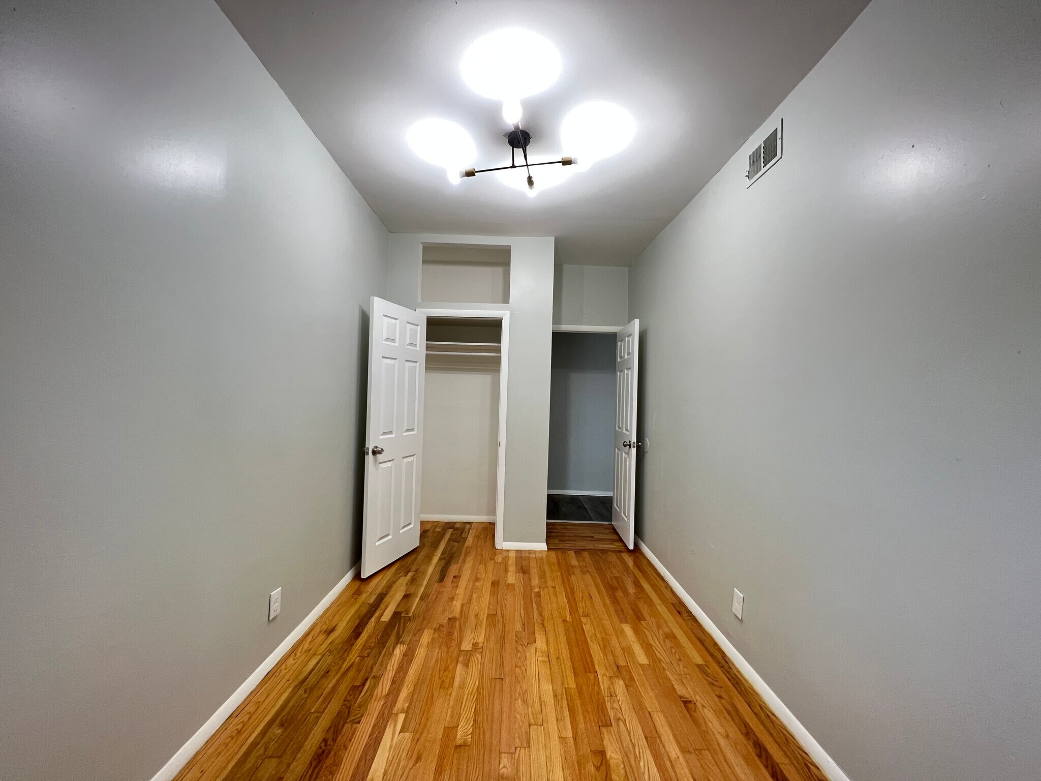 Unit 25 - 767 Broadway
