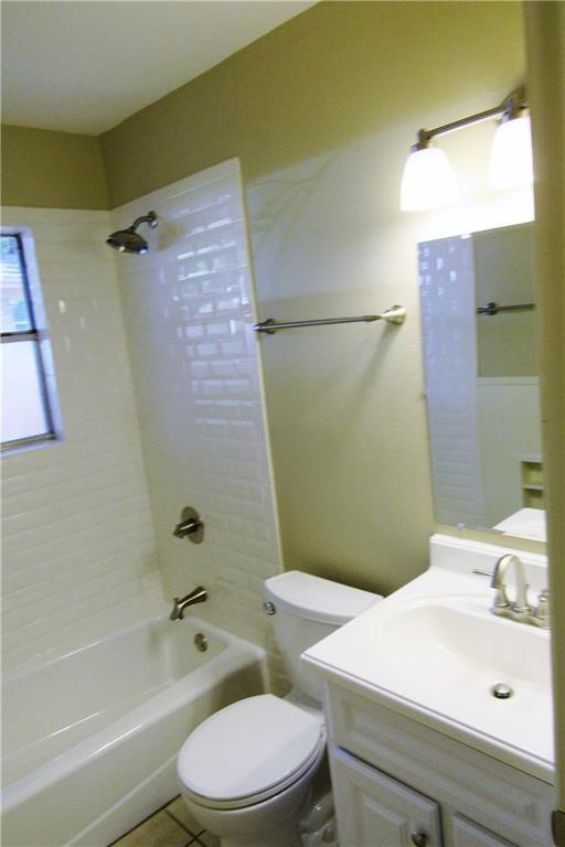 Building Photo - 2724 St Edwards Cir
