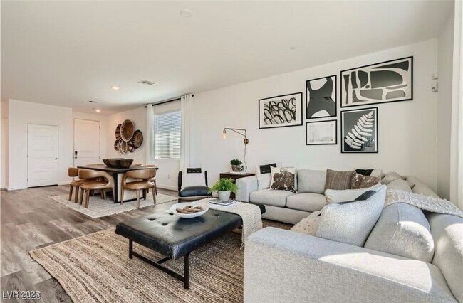 Building Photo - 9357 Aria Rdg Ave