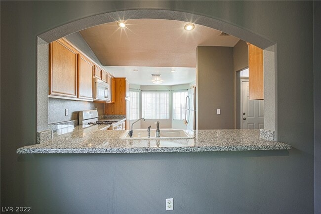 Building Photo - 1917 Crystal Glen Ct