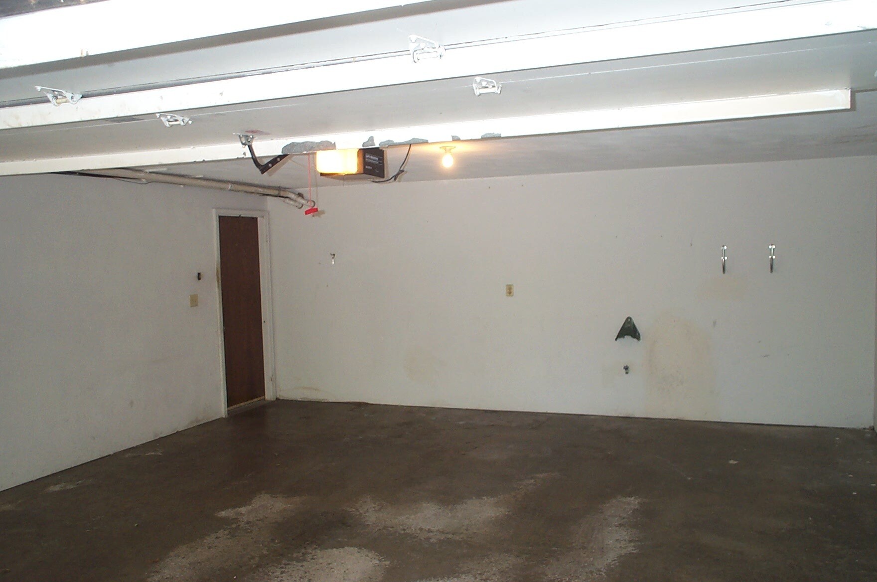 Garage - 2834 Sandy Hollow Rd