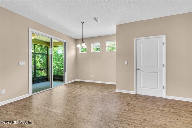 Building Photo - 3292 Chestnut Ridge Way