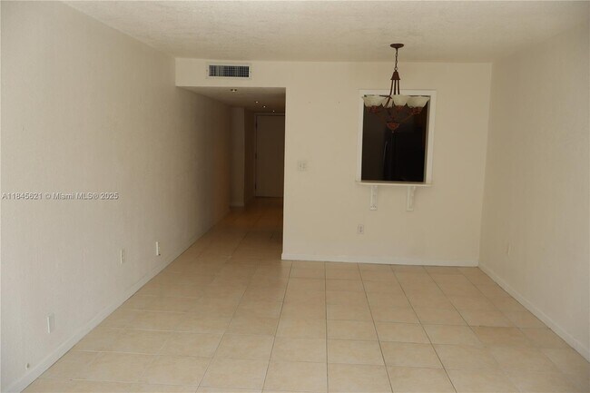 Building Photo - 12290 NE 11th Ct