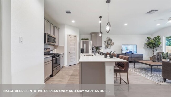 Building Photo - 7718 Cattleman Vly Dr