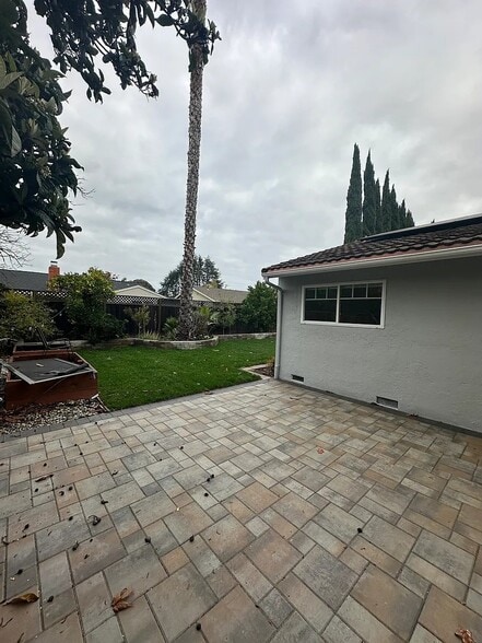 Building Photo - 575 Modoc Ct