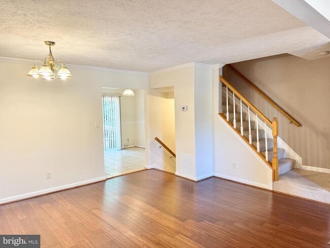 Building Photo - 105 Staunton Ct