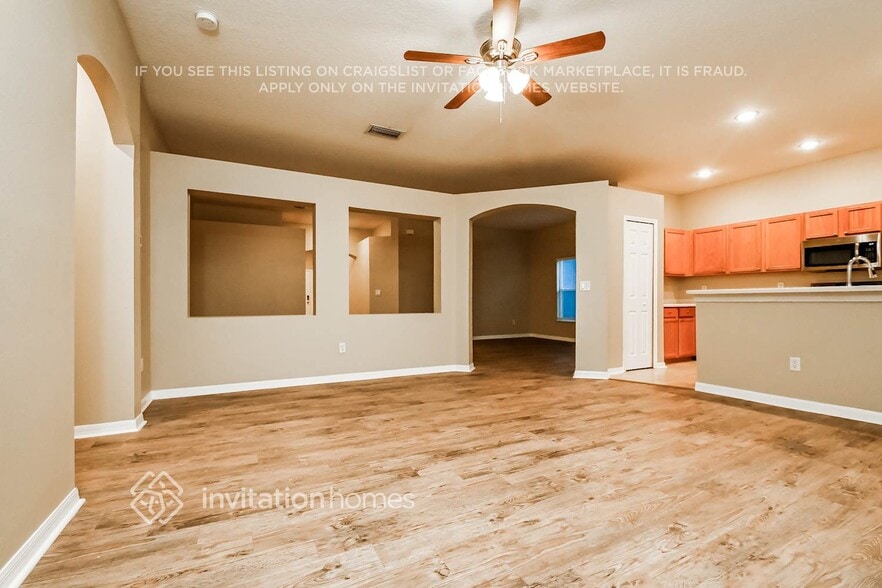 Building Photo - 1527 Emerald Hill Way