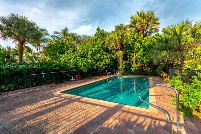 Building Photo - 290 Celestial Way