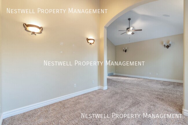 Building Photo - 10252 Eden Crest Rd
