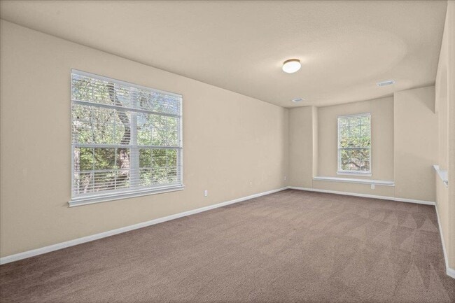 Building Photo - 6925 Larue Belle Cove