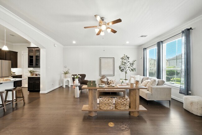 Building Photo - 9910 Spring Shadows Park Cir