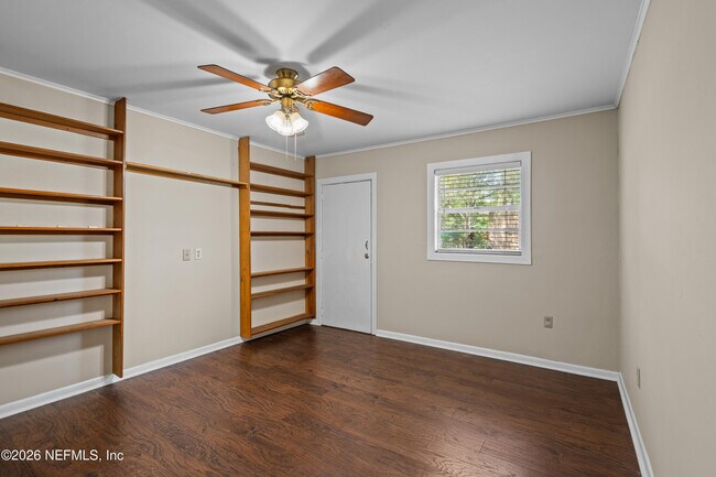 Building Photo - 253 Cowry Rd