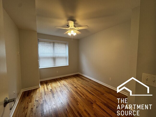 Building Photo - 1337 W Fargo Ave