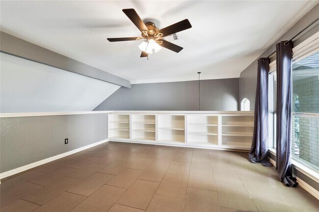 Building Photo - 7201 Breezy Pass Cove