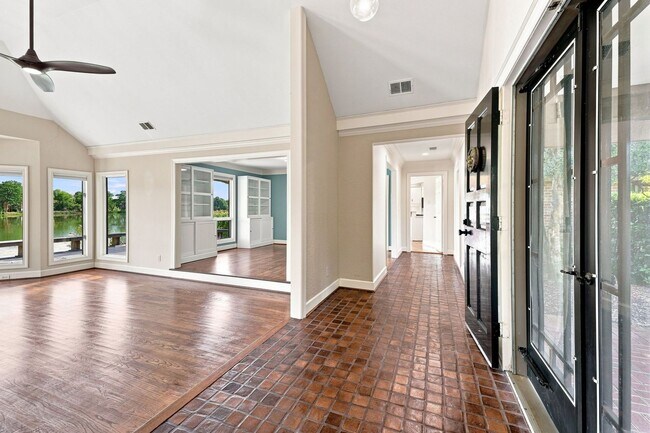 Building Photo - 4421 Carlton Ct