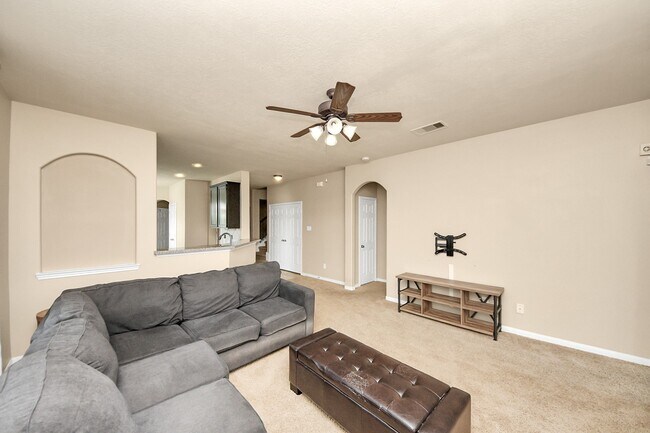 Building Photo - 8428 Willow Loch Dr