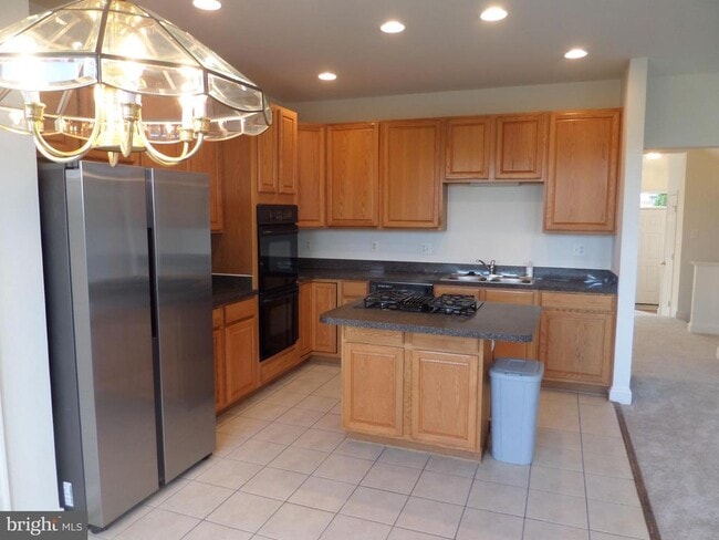 Building Photo - 836 Linfield Terrace NE