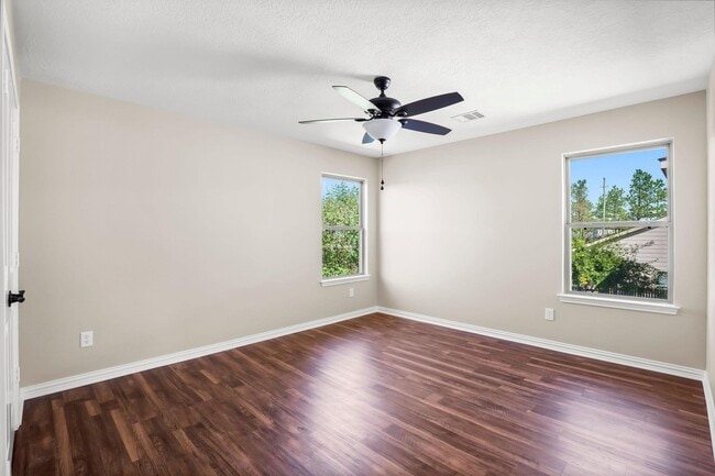 Building Photo - 29515 Legends Line Dr