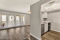 Building Photo - 6646 La Mirada Dr E