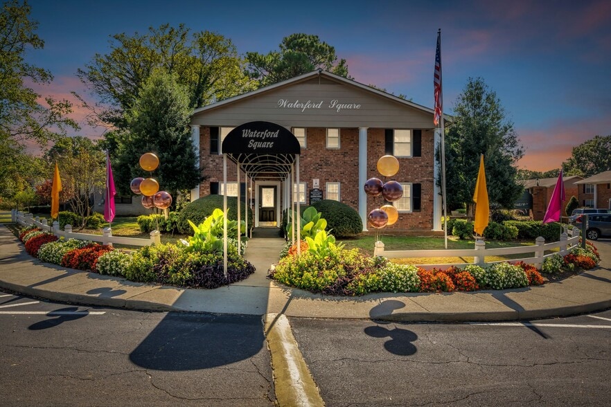 Primary Photo - Waterford Square Apartment Homes