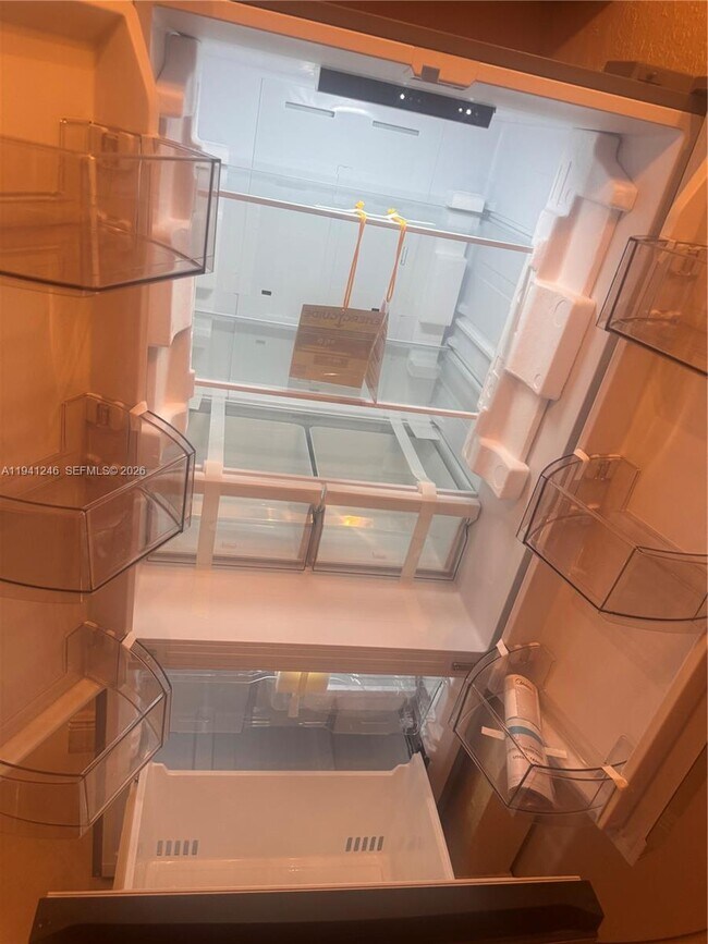 Building Photo - 2614 Riverside Dr