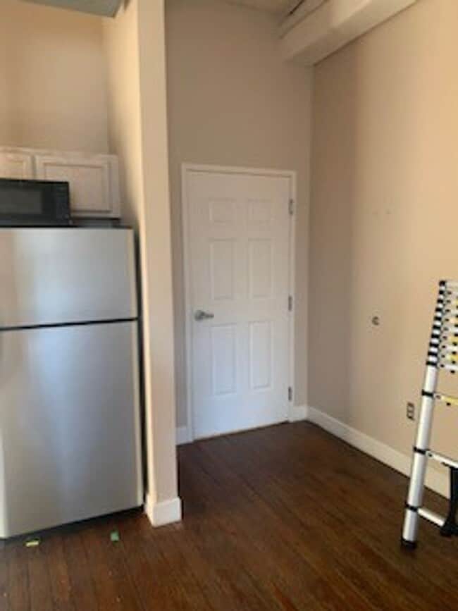 Building Photo - Downtown Studio at Riverviews — Exposed Brick & City Views