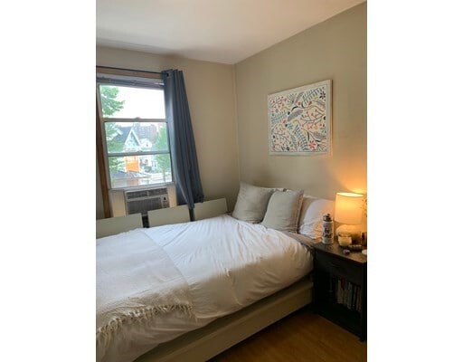 Building Photo - 157 Pearl St