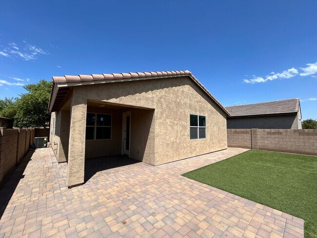Building Photo - 10319 W Hammond Ln