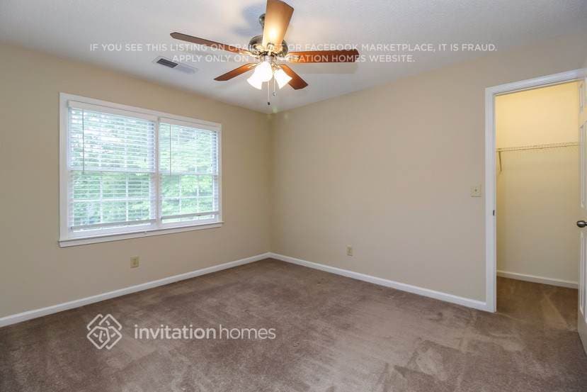 Building Photo - 2585 Loring Rd NW