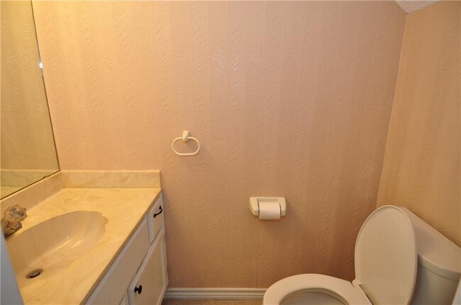 Building Photo - 13405 Saddlebrook Trail