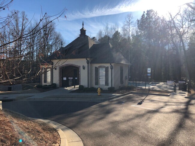 Building Photo - 3 Bedroom, 3.5 Bath Condo in Oxford Mississippi in Creekside.