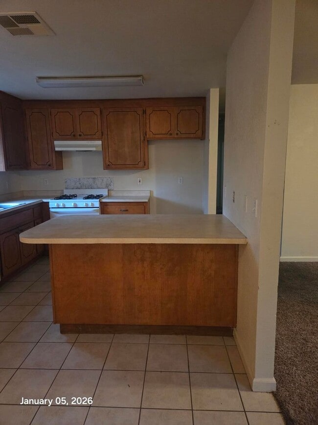 Building Photo - Great unit in a great neighborhood