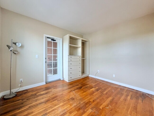 Building Photo - 43-49-49 Van Wagenen Ave
