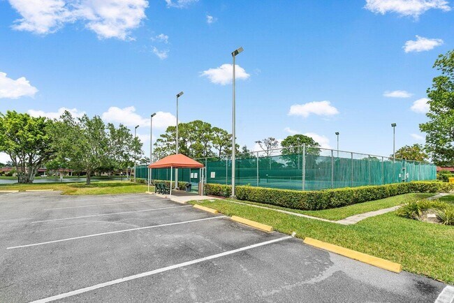 Building Photo - 289 Cape Cod Cir