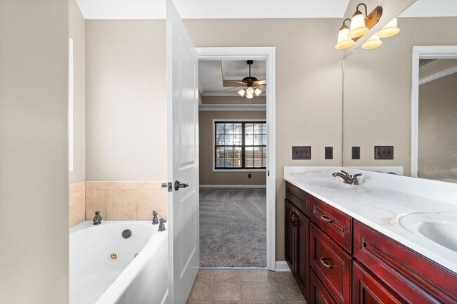 Building Photo - Pet Friendly Three Bedroom with Bonus!