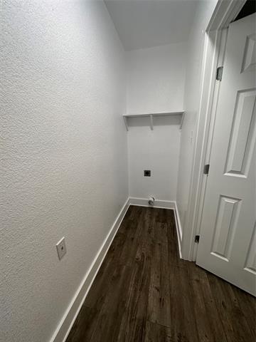 Building Photo - 605 S Fordyce St