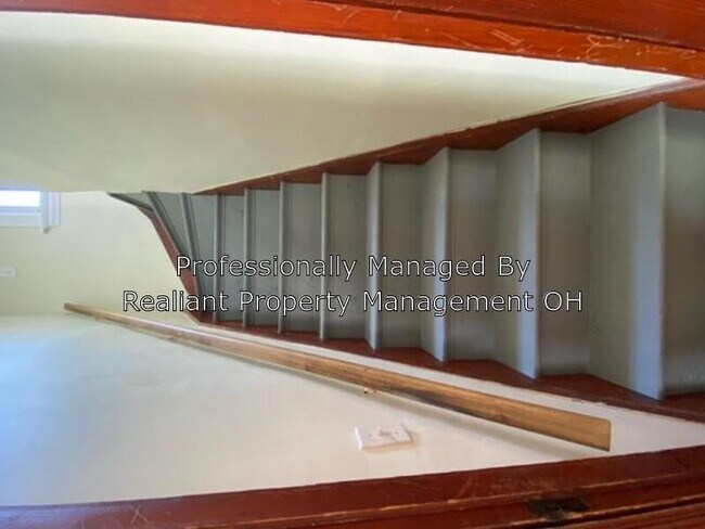 Building Photo - 5730 St Elmo Ave