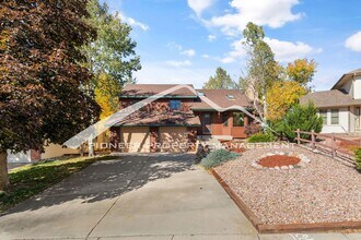 Building Photo - Beautiful 4 bedroom home with Stunning Col...