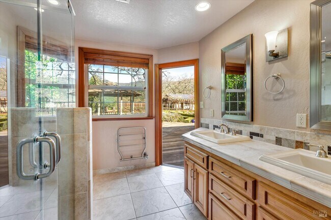 Building Photo - 20 Rosedale Rd