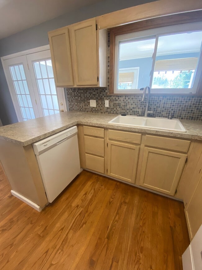 Building Photo - 3634 Roosevelt Cir